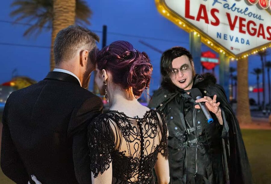 Las Vegas: Traditional or Theme Vegas Sign Wedding/Renewal - FAQ