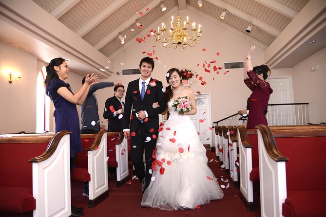 Las Vegas Wedding at A Special Memory Wedding Chapel - A Las Vegas wedding built around convenience