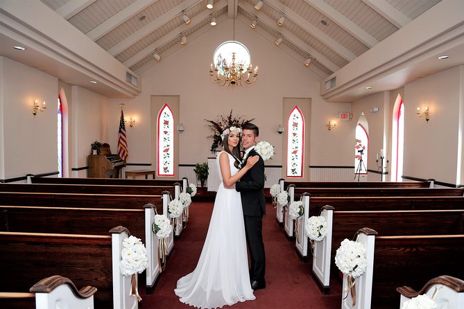 Las Vegas Wedding at A Special Memory Wedding Chapel - Choose between a classic ceremony and Elvis
