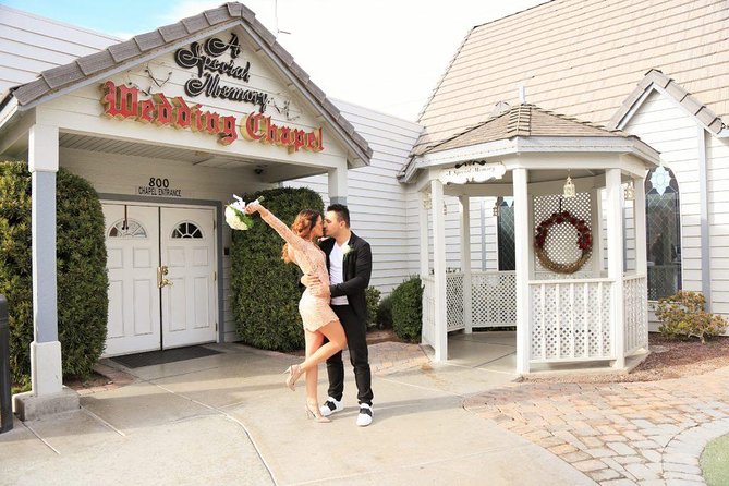 Las Vegas Wedding at A Special Memory Wedding Chapel - Who will enjoy this chapel experience