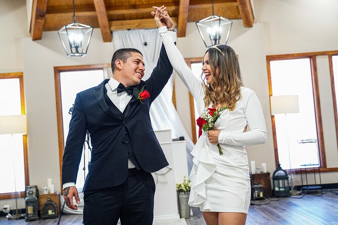 Las Vegas Wedding at The Little Vegas Chapel - Booking, timing, and practical limits