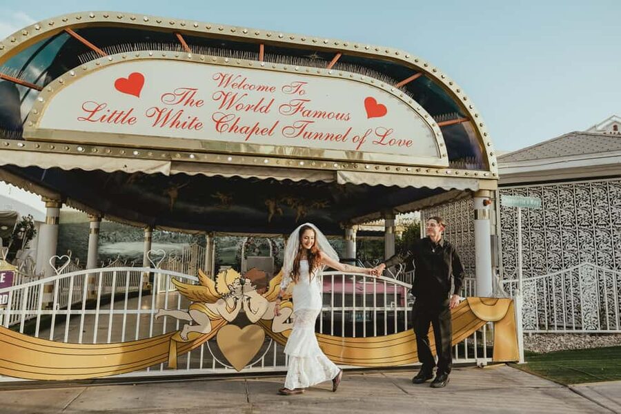 Las Vegas: Wedding Chapel Photography Session - Planning the timing and meeting point