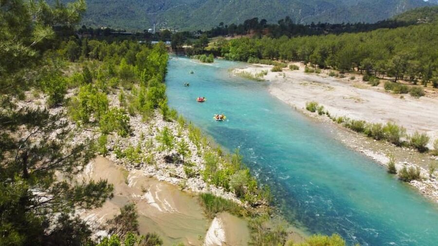 LC Rafting Tour for Families and Couples W/Lunch - Who will enjoy this day most
