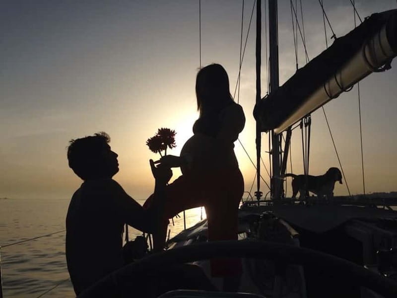 Lisbon: Romantic Cruise with Wine & Portuguese Tapas - Why the Tagus makes Lisbon feel new