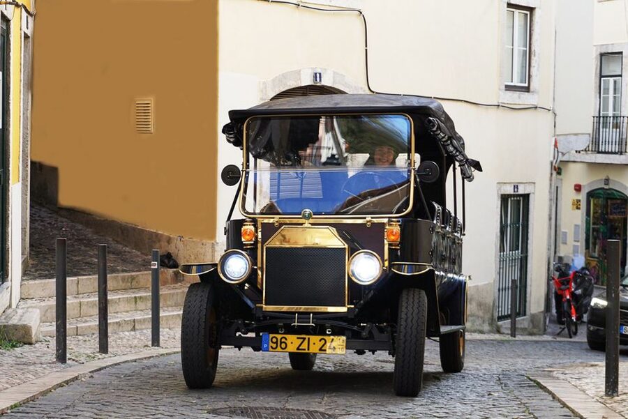 Lisbon: Vintage vehicle replica Romantic Private Tour - Who Will Get the Most From This Ride