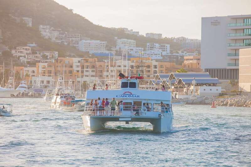 Los Cabos: Sunset Dinner Cruise with Transportation - What to bring and how to prepare
