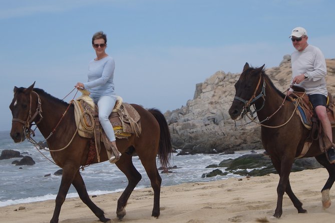 Love is in the air: Private Cabo Beach Sunset Horse Ride W Dinner - Photos are a useful but costly extra