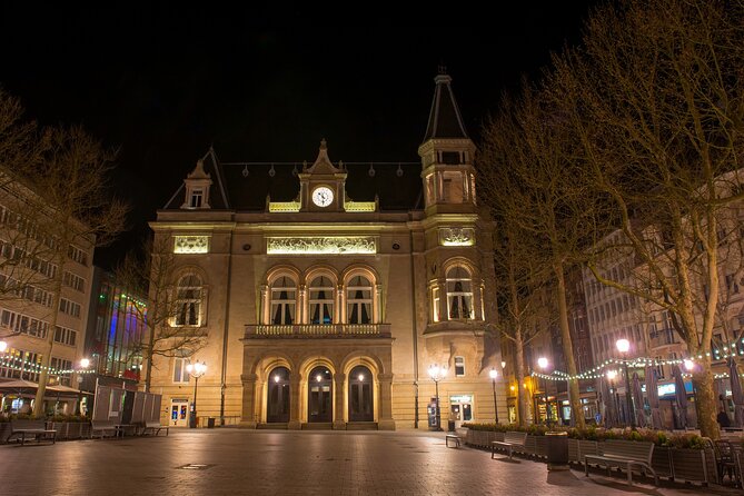 Luxembourg City Romantic Game: Walking Tour & Scavenger Hunt - The old town squares and Luxembourg identity