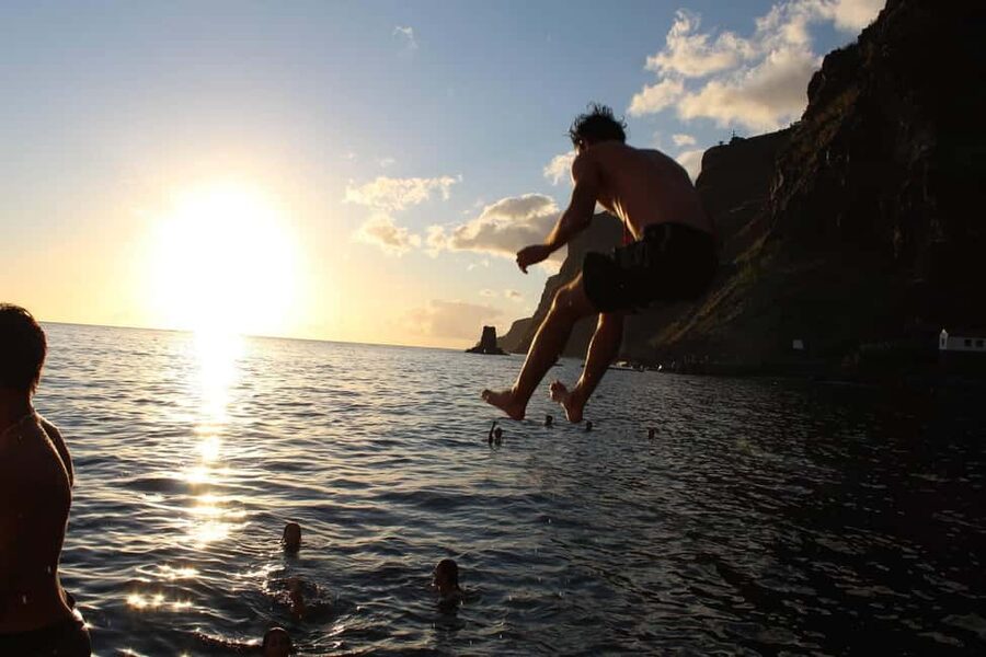 Madeira: Sunset Dinner Cruise - Welcome aboard in Funchal