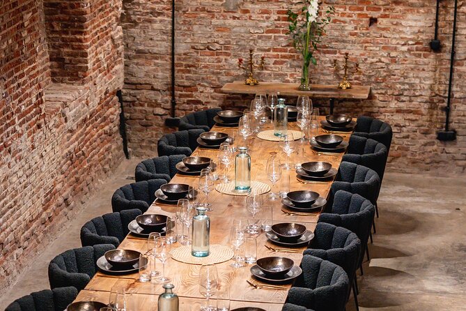 Madrid Local Tapas Tour with Private Dinner and Bottomless Wine - What the $141.55 price includes