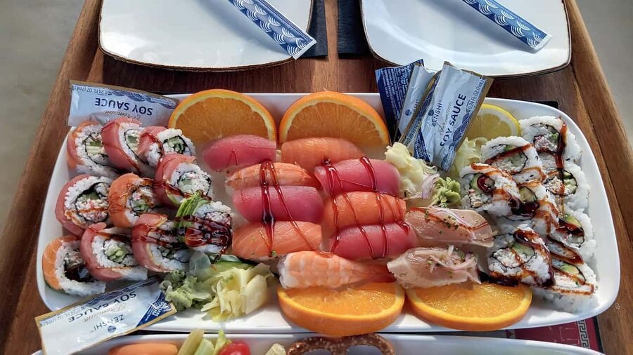 Marina Del Rey: A Romantic Boat Cruise with Sushi & Wine - Sushi, wine, and the question of charcuterie