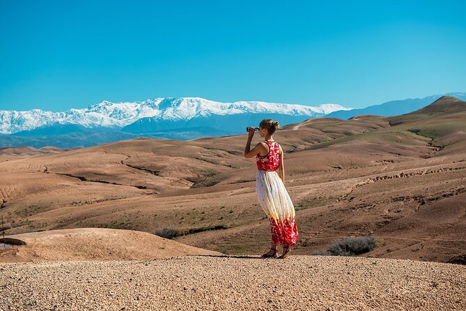 Marrakesh: Sunset Dinner in the Agafay with Show Transfers - Practical details that affect the evening