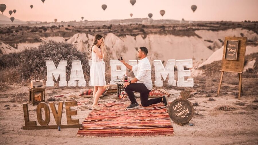 Marriage Proposal Surprise & Engagement in Cappadocia - What the three hours actually feel like