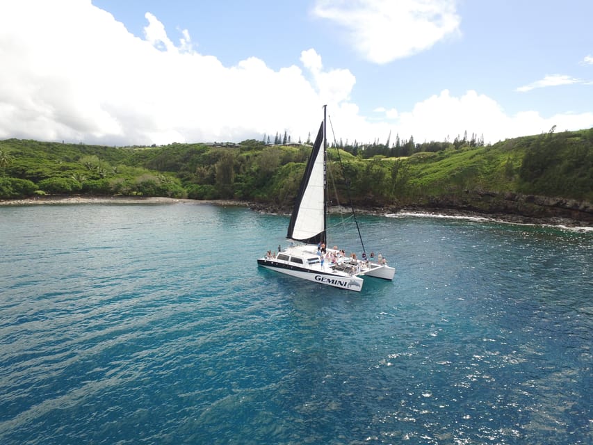 Maui: 2 Hour Sunset Dinner Sail with Open Bar and Appetizers - Leaving Kaanapali Beach on Gemini