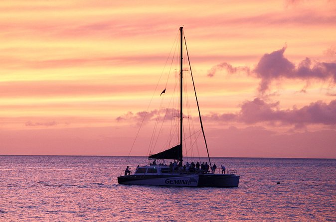 Maui: Coast of Ka'anapali Beach Sunset Dinner Sail - Who should book this Kaanapali sunset sail?