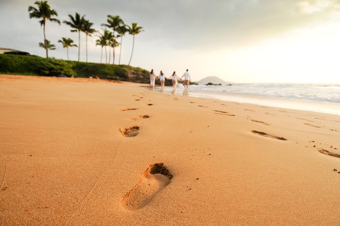 Maui Family and Couple Beach Photo Session - The $99 price and what it really covers