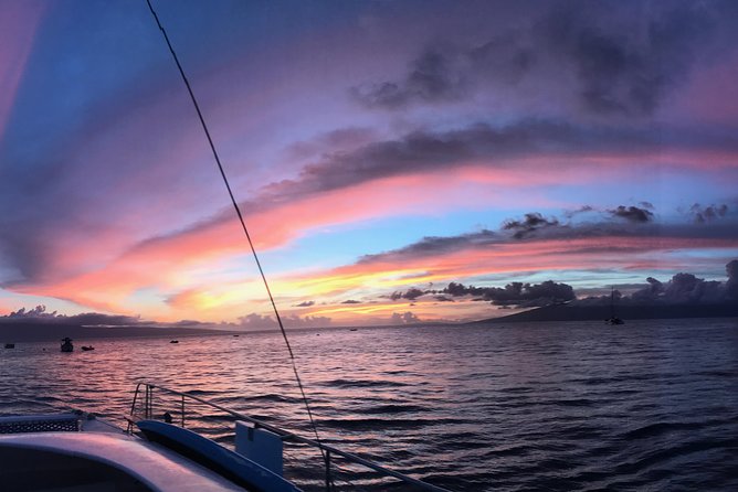 Maui Premium Sunset Dinner Cruise from Ka’anapali Beach - Live music on two evenings each week