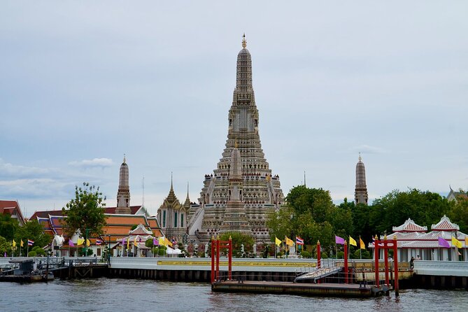 Meridian Sunset Dinner Cruise - Floating Paradise From ICONSIAM Bangkok - Should you book the Meridian Sunset Dinner Cruise?