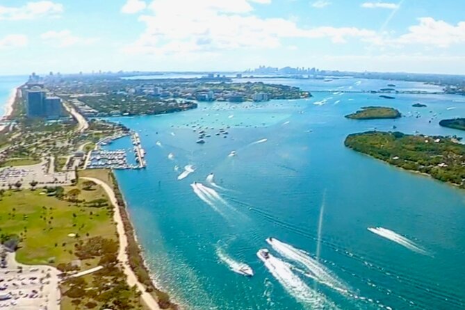 Miami Beach: Private Romantic Luxury Airplane Tour With Champagne - A Private Flight Instead of a Standard Miami Excursion