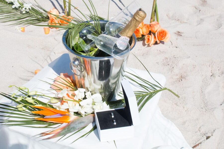 Miami: Beach Wedding or Renewal of Vows - Key points to know before booking
