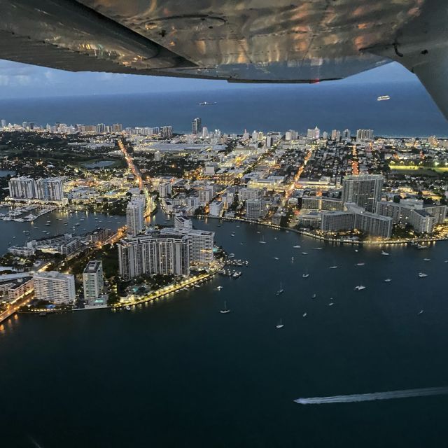 Miami: Romantic 1-Hour Private Flight Tour with Champagne - Meeting the pilot at Reliance Aviation