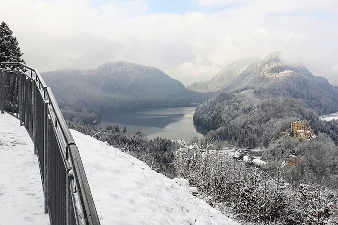 Neuschwanstein Exclusive Romantic Winter Tour INCL. TICKETS - Adding Hohenschwangau Castle