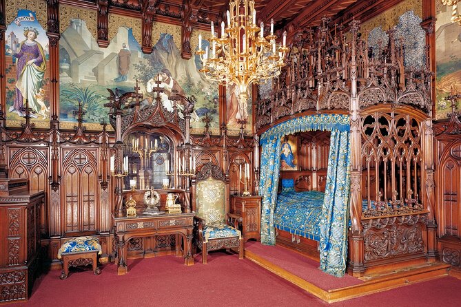 Neuschwanstein Exclusive Romantic Winter Tour INCL. TICKETS - Oberammergaus Painted Houses and Wood Carvings