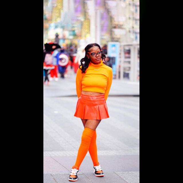 New York City: Solo or Couples Photoshoot in Times Square! - Finishing beneath the Times Square lights