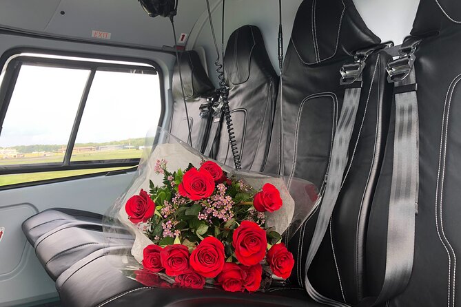 NYC Helicopter Proposal Tour with Photos and Champagne - A proposal built around New York from the sky