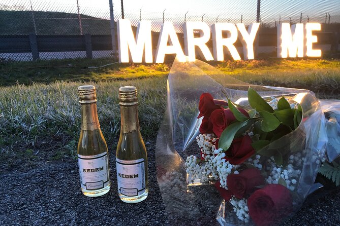 NYC Helicopter Proposal Tour with Photos and Champagne - What happens during the 30 or 45 minutes in the air