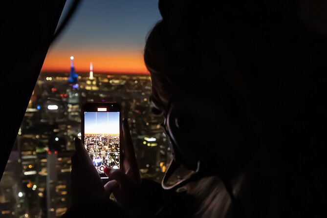 NYC Helicopter Proposal Tour with Photos and Champagne - Weather, route changes, and the risk of a fixed proposal date