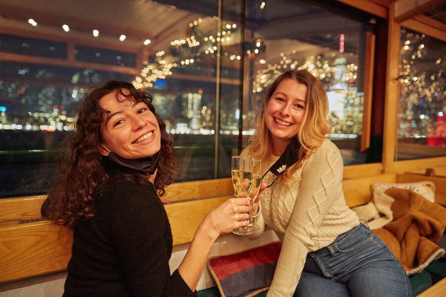 NYC: Romantic Valentine's Day Champagne Cruise - One World Trade Center and the Financial District
