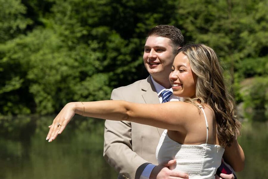 NYC: Surprise Proposal Photoshoot - Capture the Yes Forever - Planning the perfect New York surprise