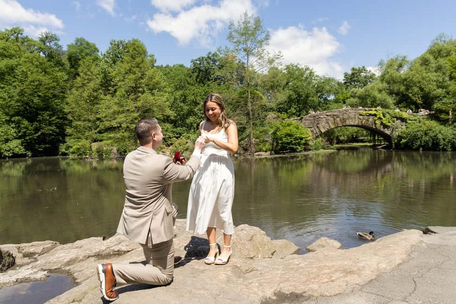 NYC: Surprise Proposal Photoshoot - Capture the Yes Forever - Central Park as the main photo setting