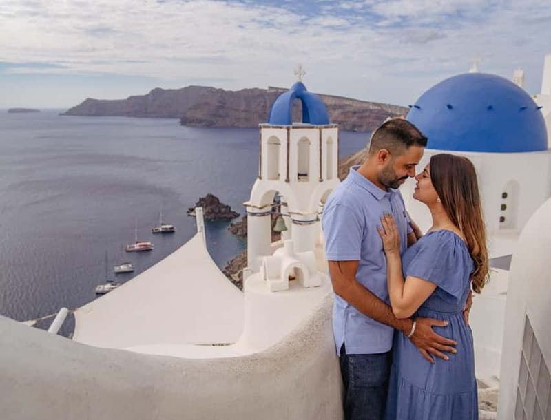 Oia: Couple Photoshoot Seprate Entrance to Blue Dome - Choosing between Oia, Imerovigli, Fira, and your accommodation