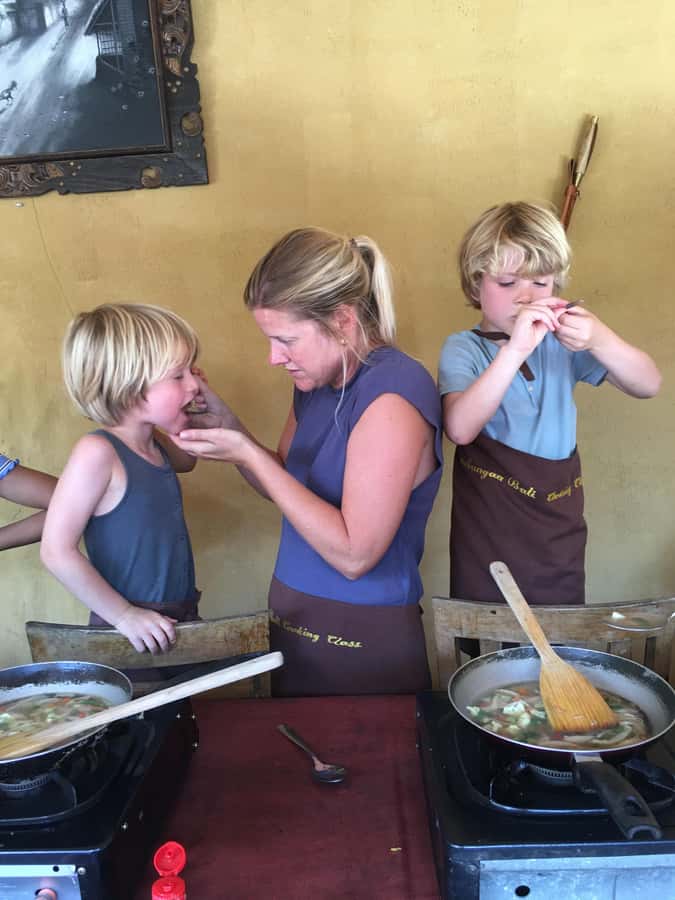 packages cooking class and romantic dinner in a local home - Why the six-course meal feels personal