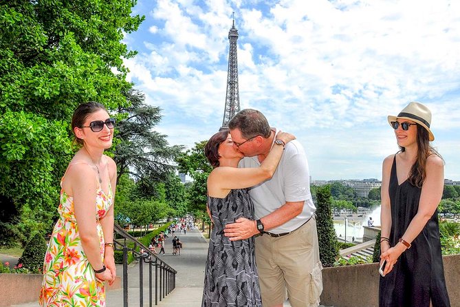 Paris Engagement Proposal Private Walking Tour with Professional Photographer - Why this proposal format works in Paris