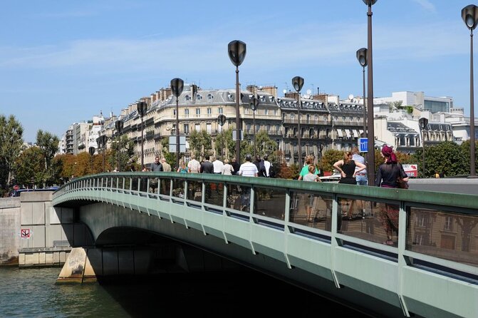 Paris Renew Your Wedding Vows Experience with Professional Photographer - What the two-hour itinerary is really like