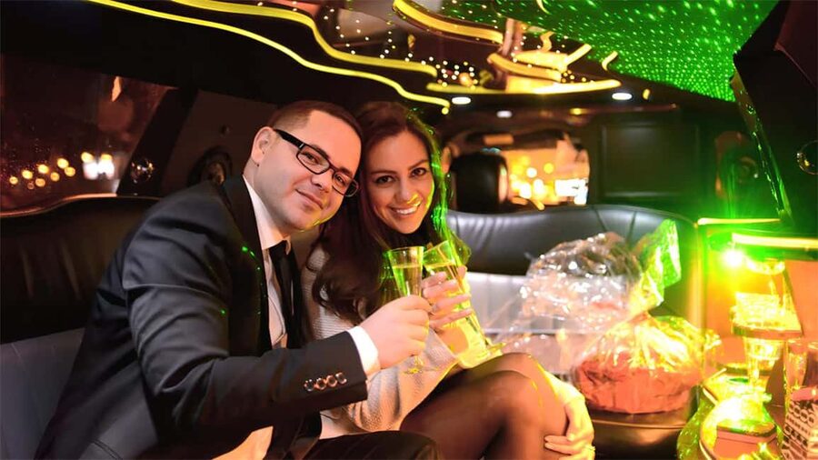 Paris: Romantic Limousine Tour - The Eiffel Tower sparkle and the personal message