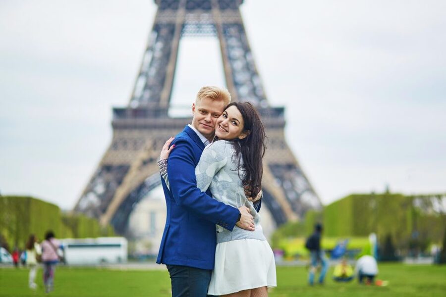 Paris: Romantic Photoshoot for Couples - What the strongest experiences have in common