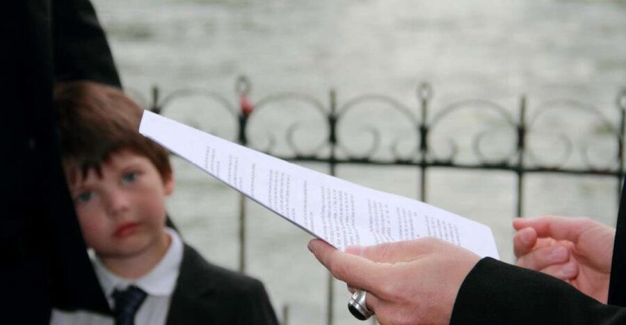 Paris: Wedding Vows Renewal Personal Photo or Video Shoot - Key points to know
