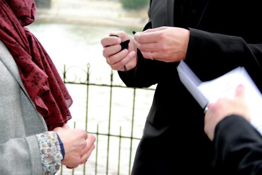 Paris: Wedding Vows Renewal Personal Photo or Video Shoot - Meeting at the Carousel of the Eiffel Tower