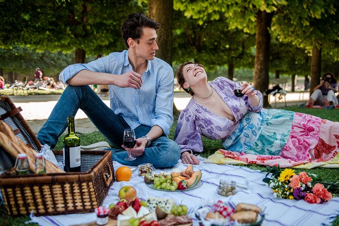 Parisian Romantic Picnic - Who should book this Paris picnic?