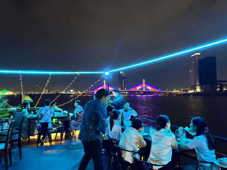 Phnom Penh: Sunset Dinner Cruise with English Speaking Guide - Who Will Get the Most from This Cruise