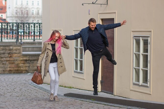 Photo Shoot for couple in Prague - Hradcany Adds Another Change of Scene
