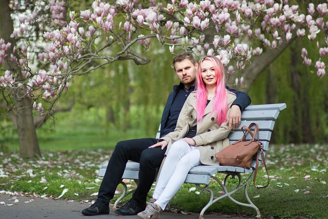 Photo Shoot for couple in Prague - What the 70 Edited Photos Include
