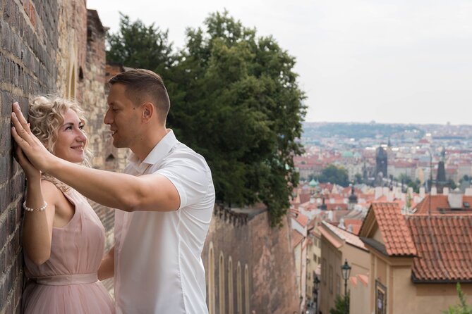 Photo Shoot for couple in Prague - Who Will Get the Most From This Experience