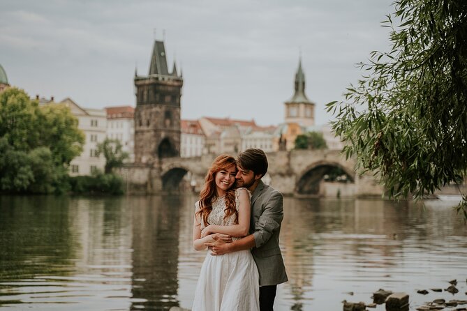 Photographer in Prague - Couple, engagement & portrait photoshoot - Key points to know before booking