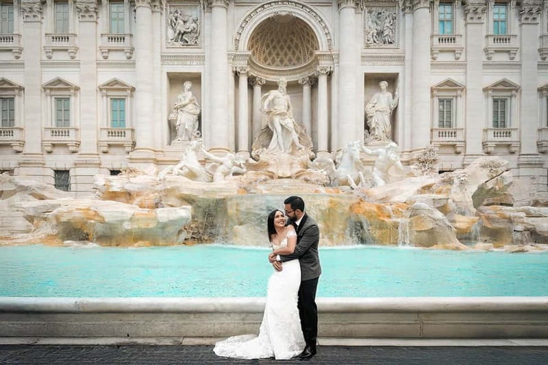 Photoshoot in Rome for couples - The 30-minute Colosseum Classic