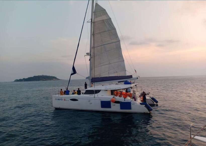 Phuket: Coral Island Catamaran Cruise with Sunset Dinner - Quick takeaways from the cruise